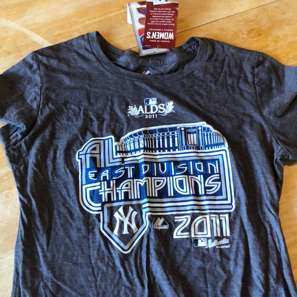 New York Yankees East Division Champions Shirt